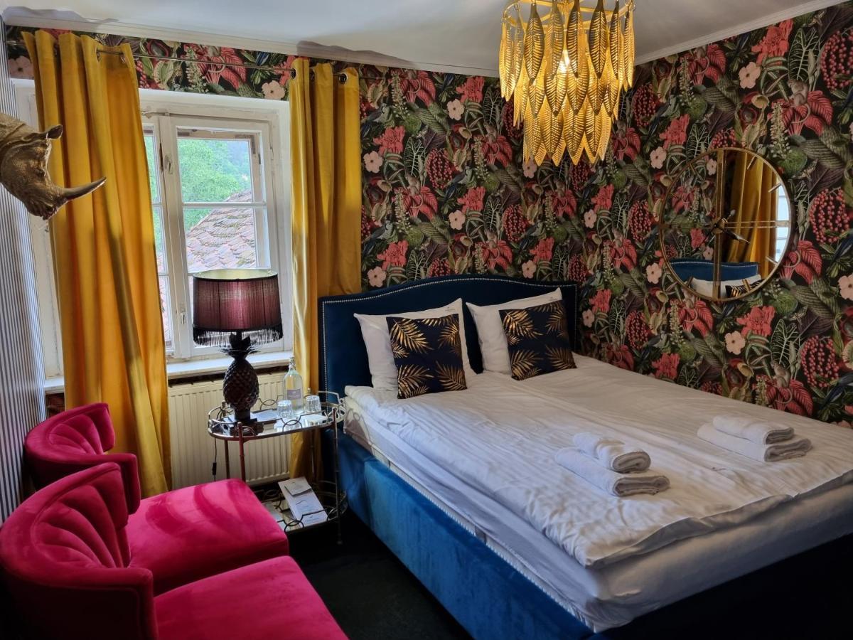 Fregata Bed & Breakfast Zagorze Slaskie Bagian luar foto