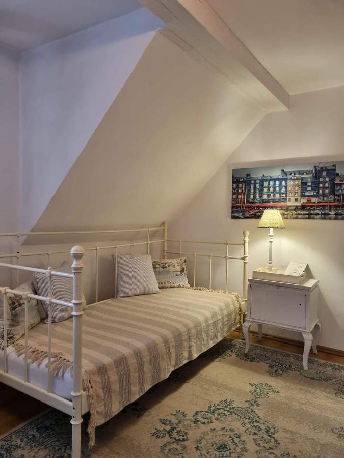 Fregata Bed & Breakfast Zagorze Slaskie Bagian luar foto