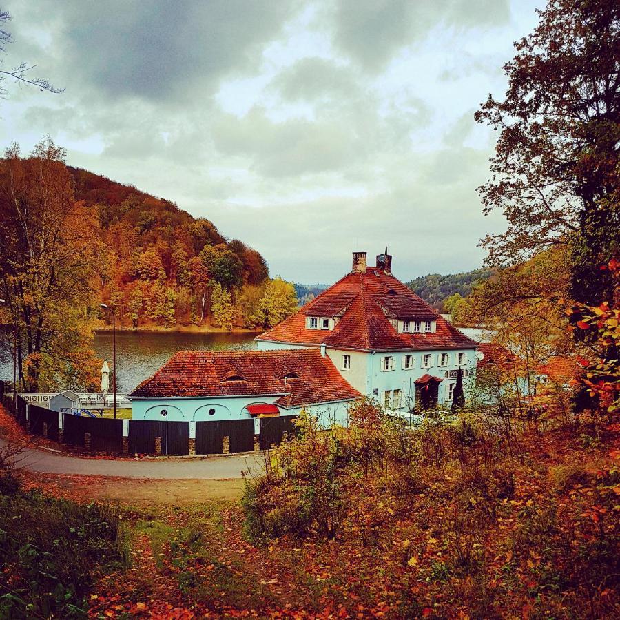 Fregata Bed & Breakfast Zagorze Slaskie Bagian luar foto