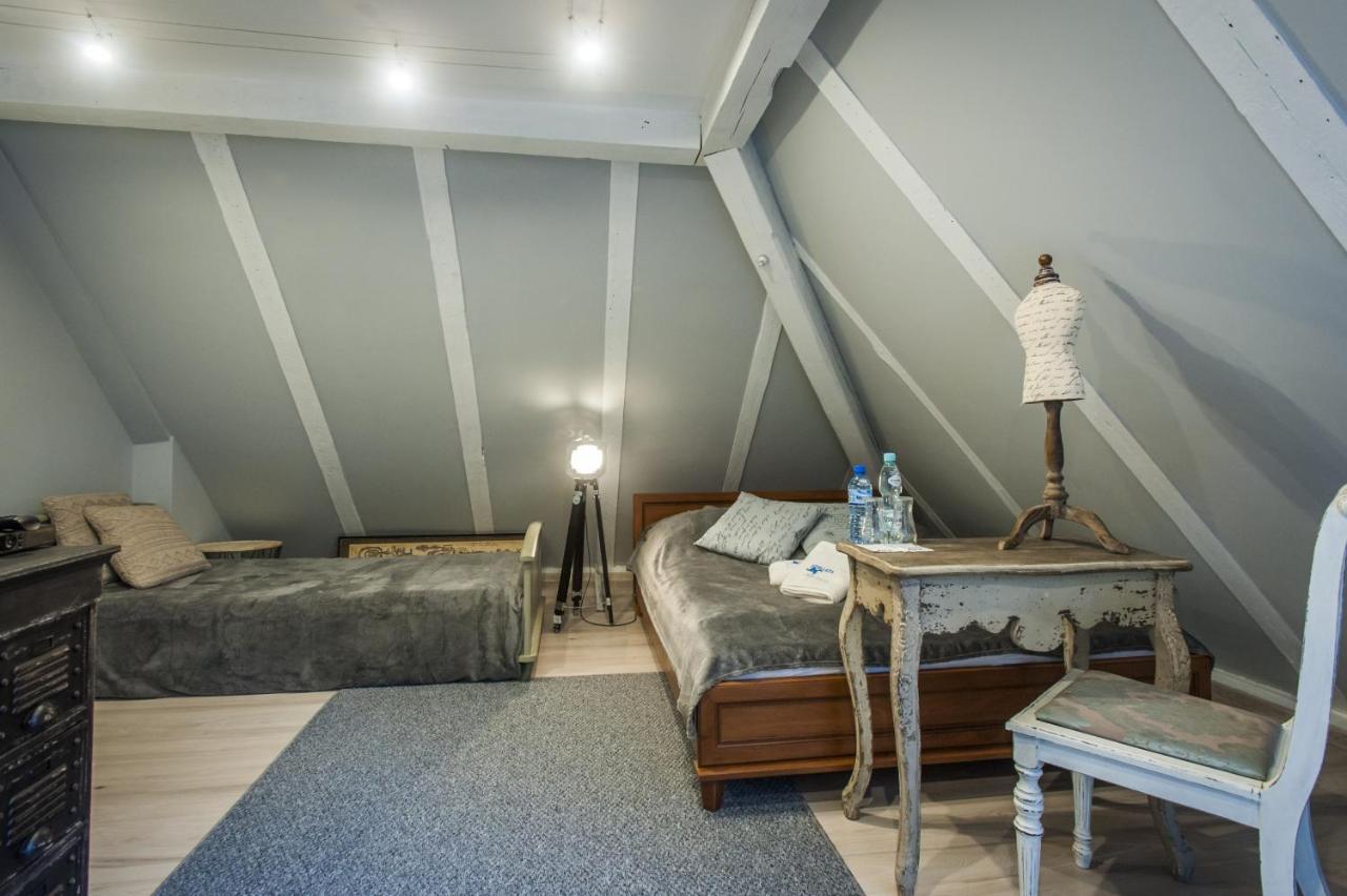 Fregata Bed & Breakfast Zagorze Slaskie Bagian luar foto